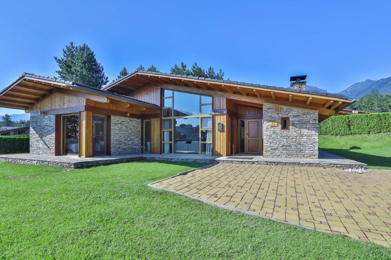 Luxury Chalets Pirin Golf & Country Club Bansko Exterior photo