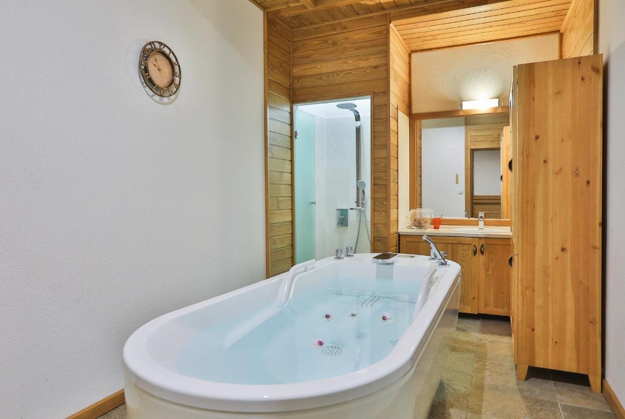 Luxury Chalets Pirin Golf & Country Club Bansko Exterior photo